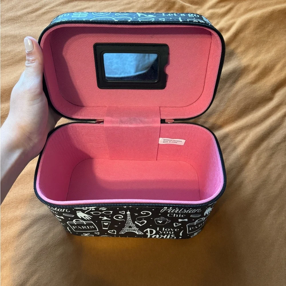 Paris themed storage case